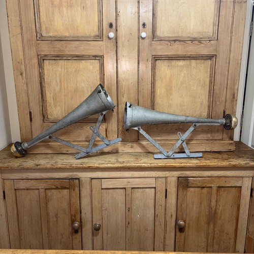 Pair vintage grampian type - pair,
